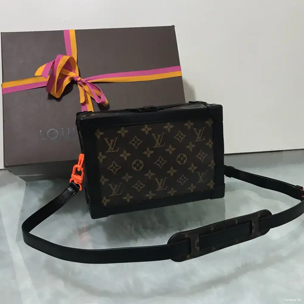 First bag ru VUITTON BOX LOUIS 0511